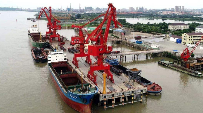 烟台概述露天料场港口封闭问题的实行方法